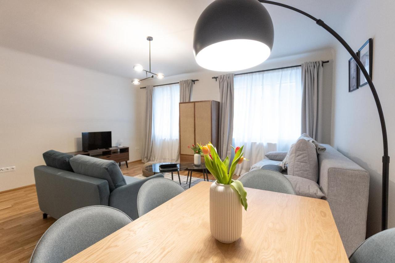 Chic 1-Bed Apt By Canal Walk To Historic Centre Vienna Exterior photo