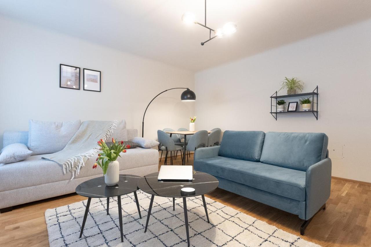 Chic 1-Bed Apt By Canal Walk To Historic Centre Vienna Exterior photo
